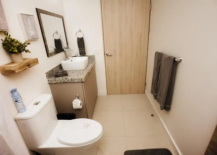 El Prado: New 2br In Catalinas Сasa de vacaciones