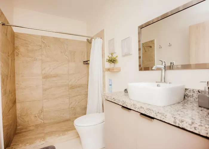 El Prado: New 2br In Catalinas Сasa de vacaciones *